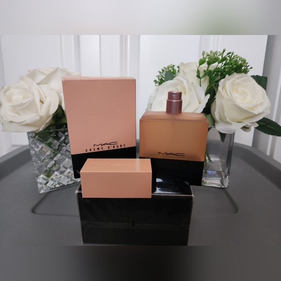 2016 Creme D'Nude by MAC Cosmetics EDP / Eau De Parfum Perfume; 50ml / 1.7 fl.oz - Picture 15 of 15